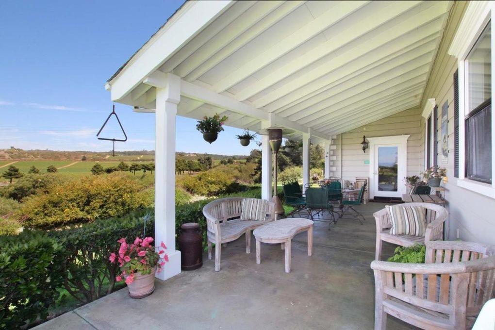 Flora Vista Inn La Selva Beach Exterior photo